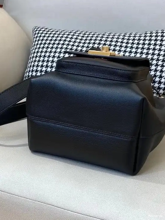 Cheap LOCKME BUCKET LOUIS VUITTON 0506